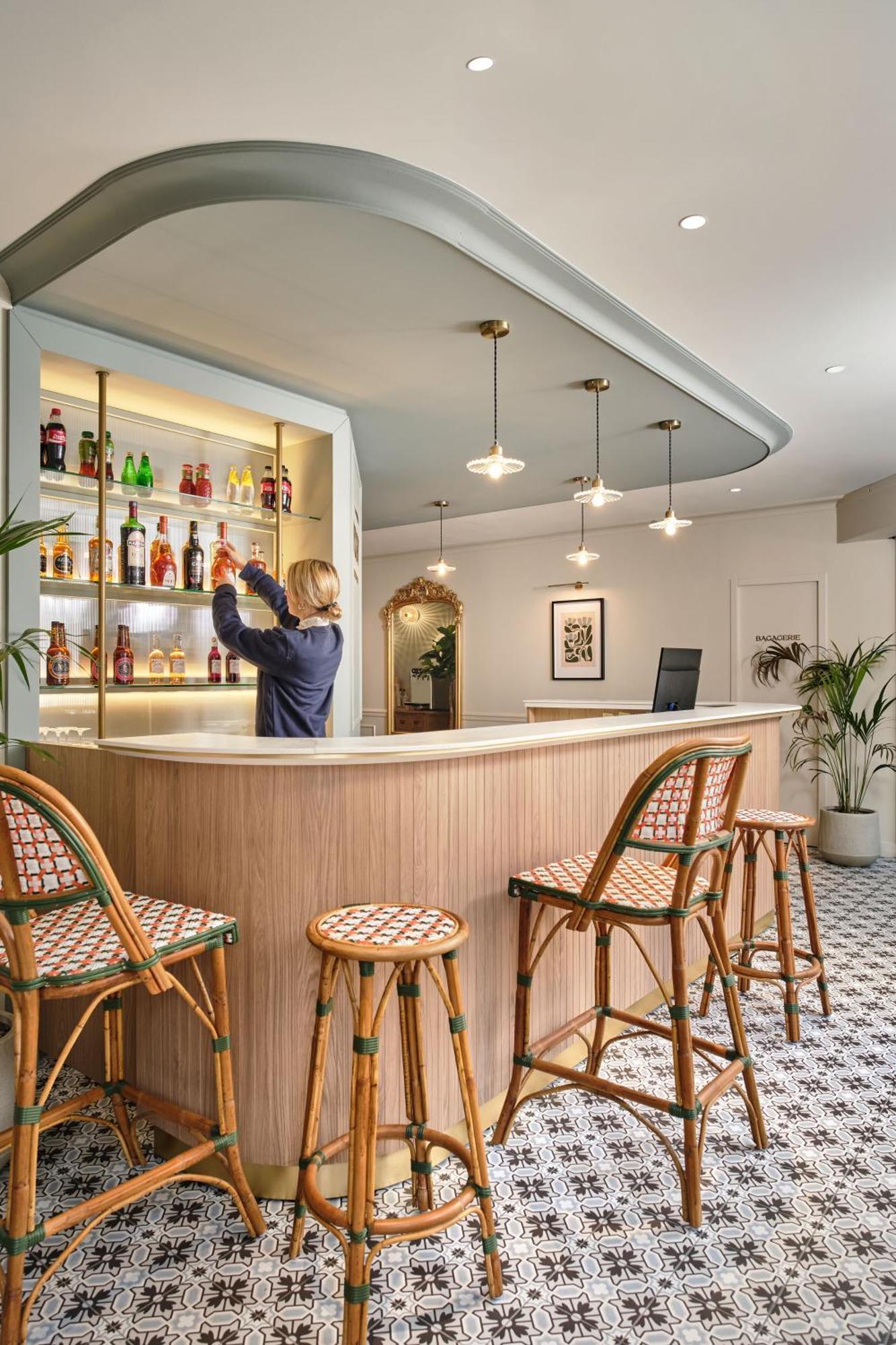 Posy By Happyculture 4*